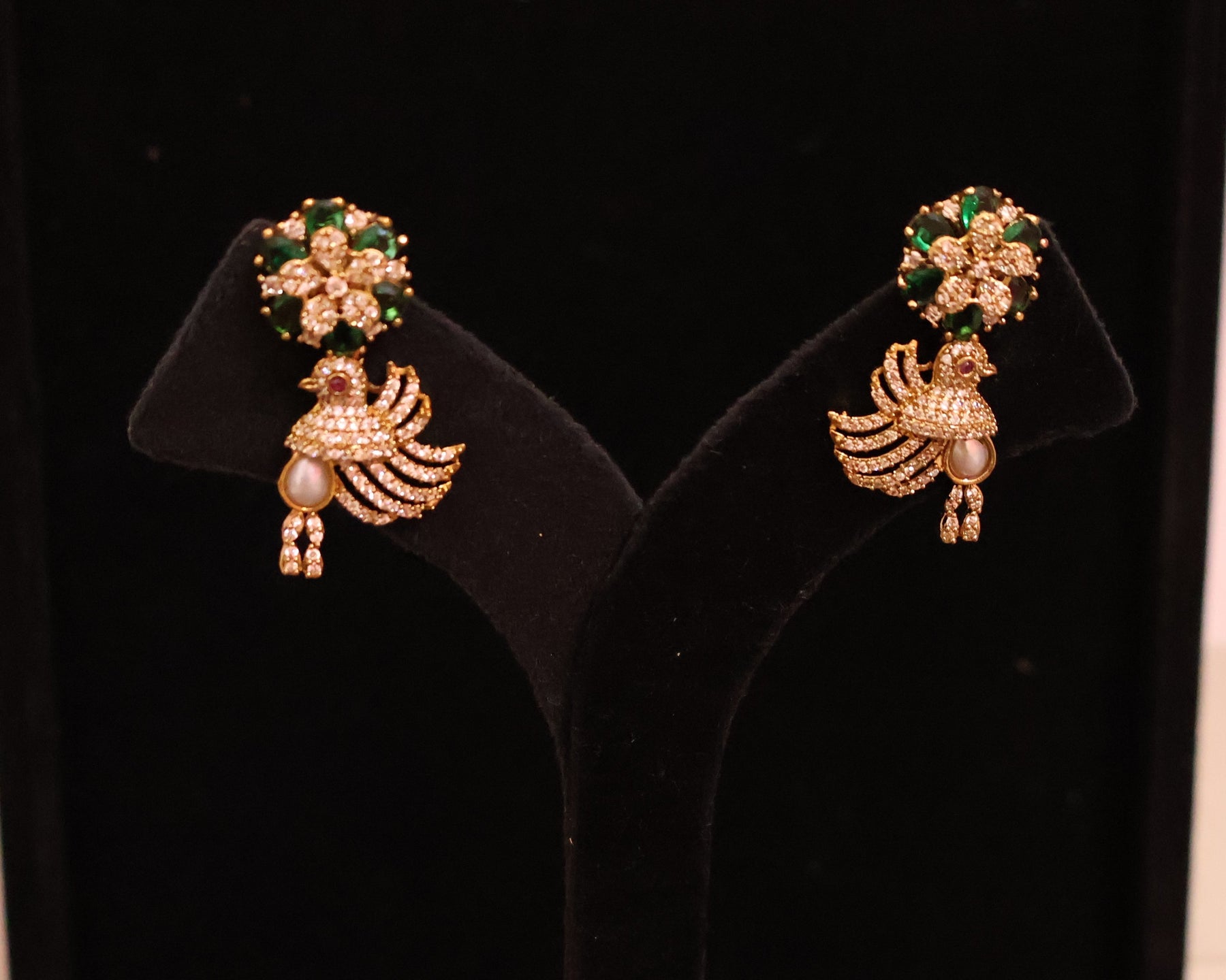 American Diamond gold & emerald necklace set
