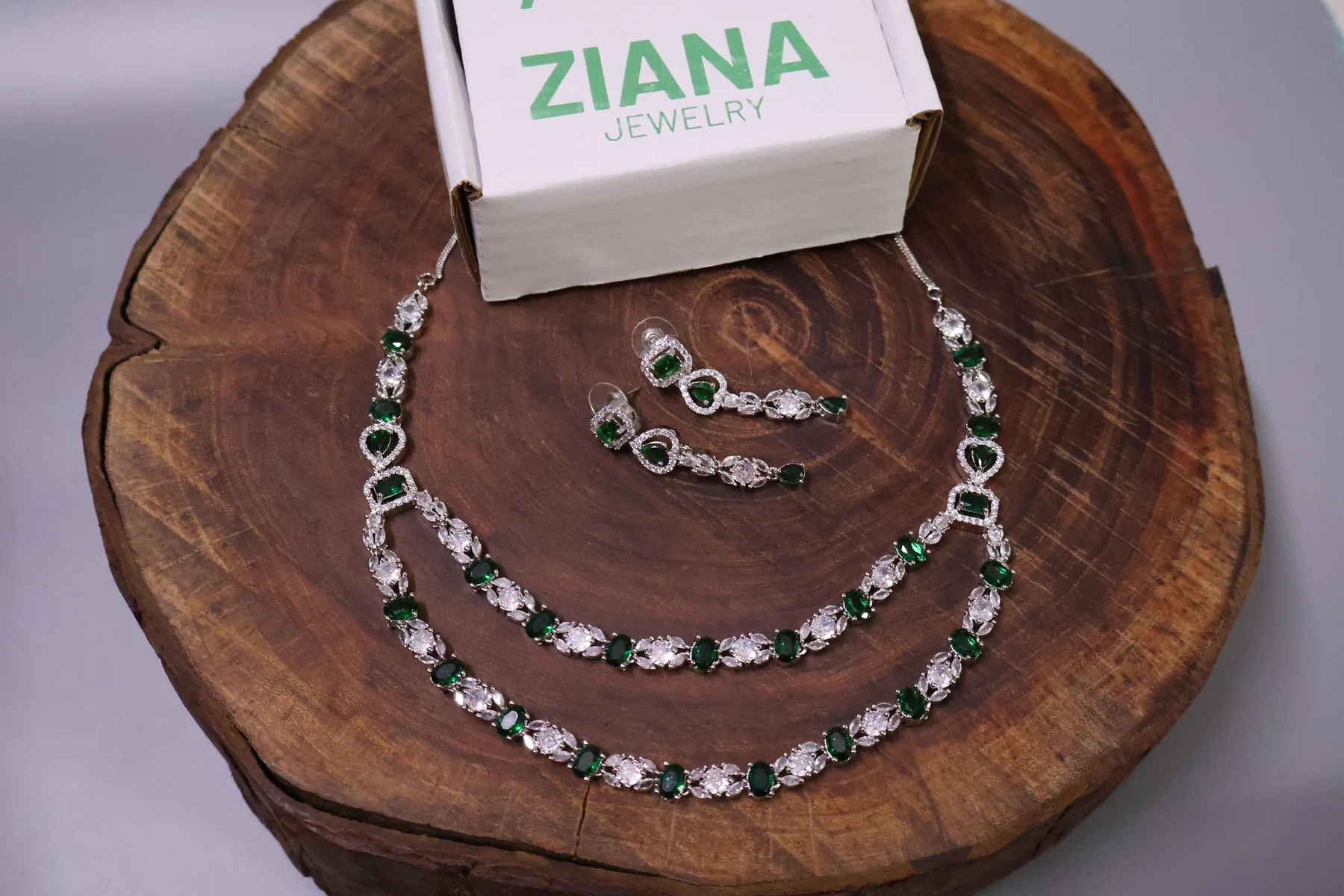 Emerald Double Vine Crystal Necklace Set