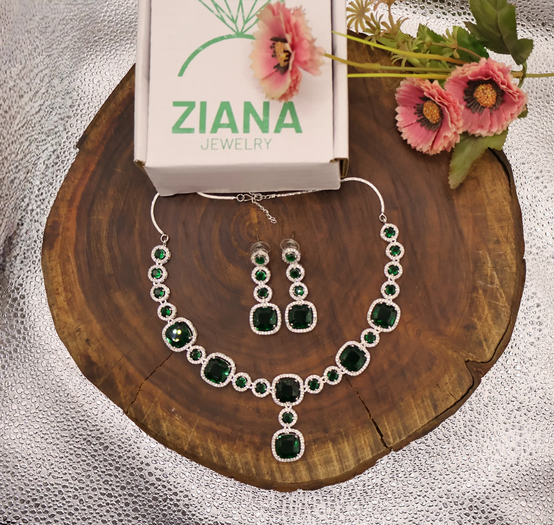 Emerald Round Solitaire Necklace Set – alternate product view 2