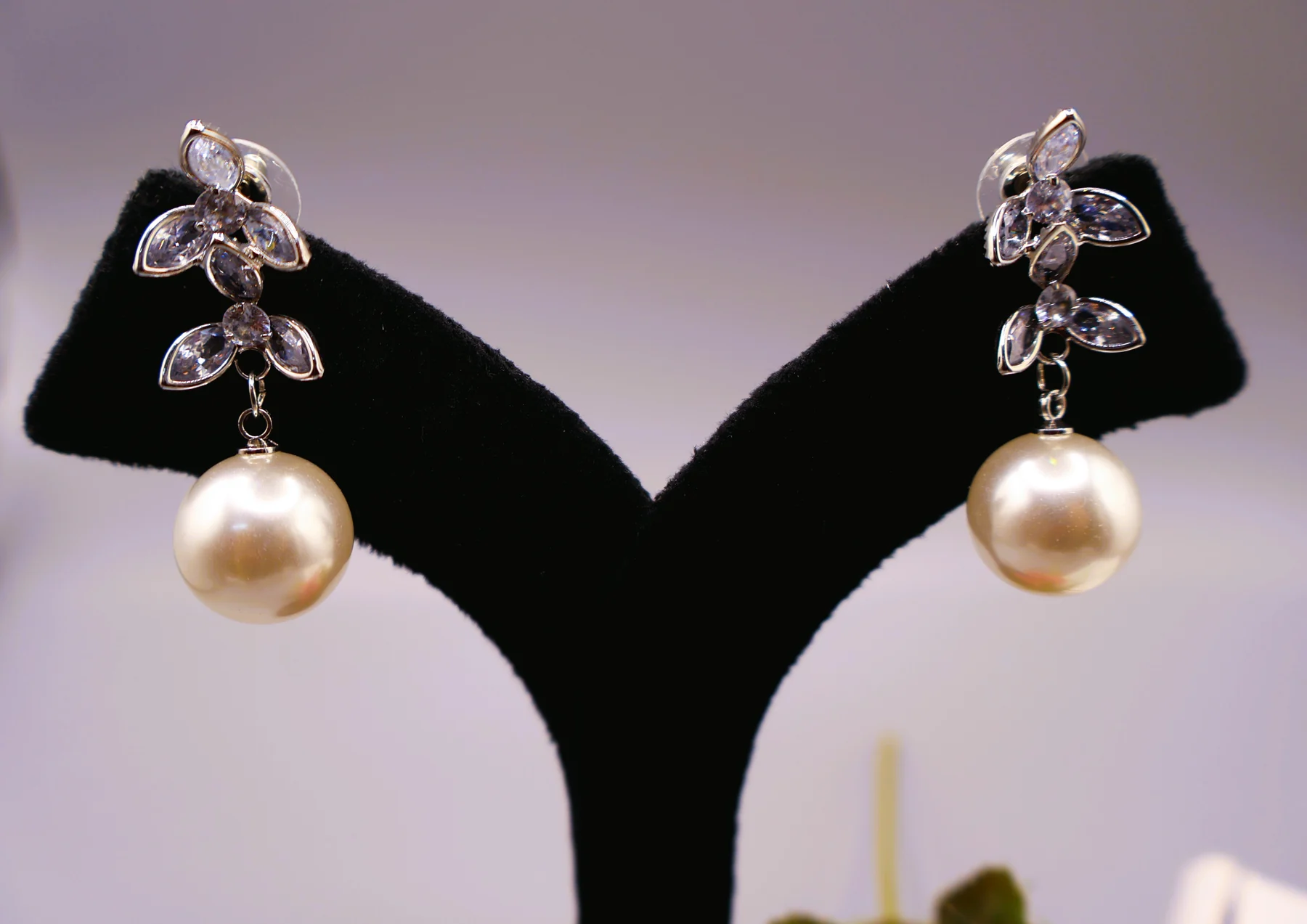 Pearl Botanical Leaf Drop Earrings – alternate product view 2