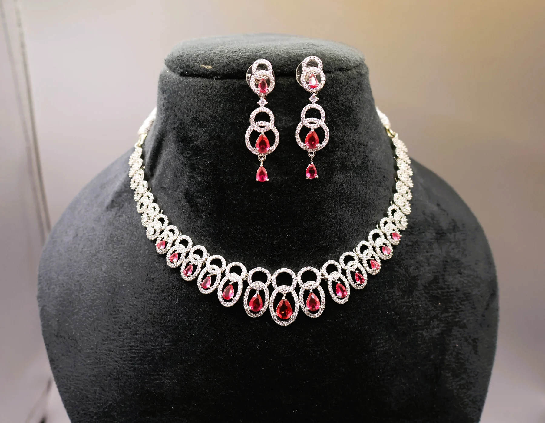 Ruby Double Vine Crystal Necklace Set
