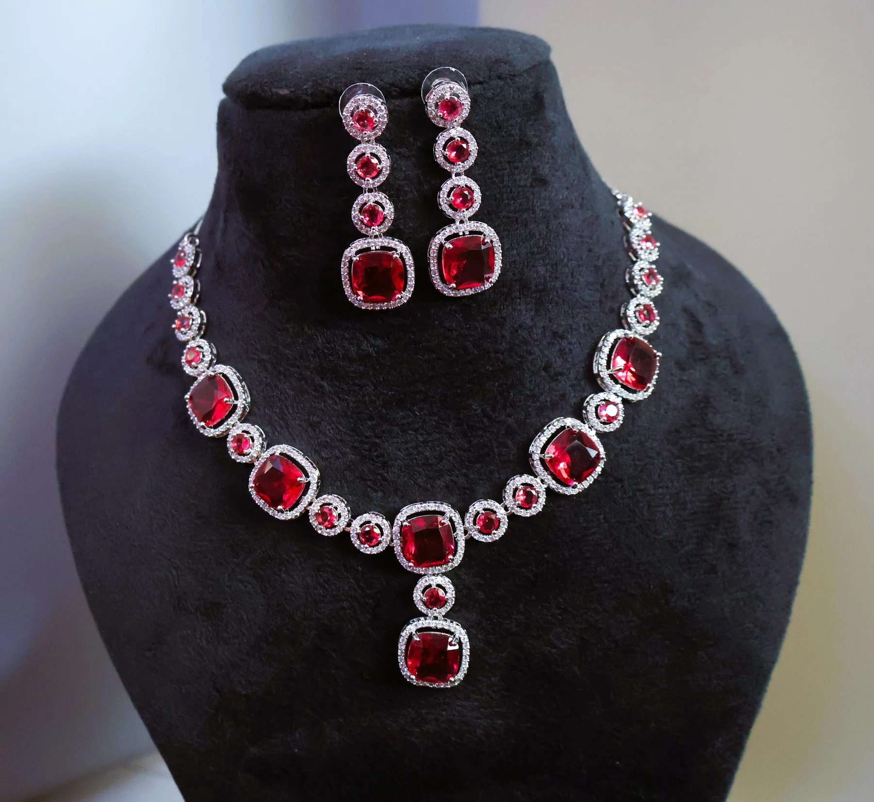Ruby Round Solitaire Necklace Set – alternate product view 3