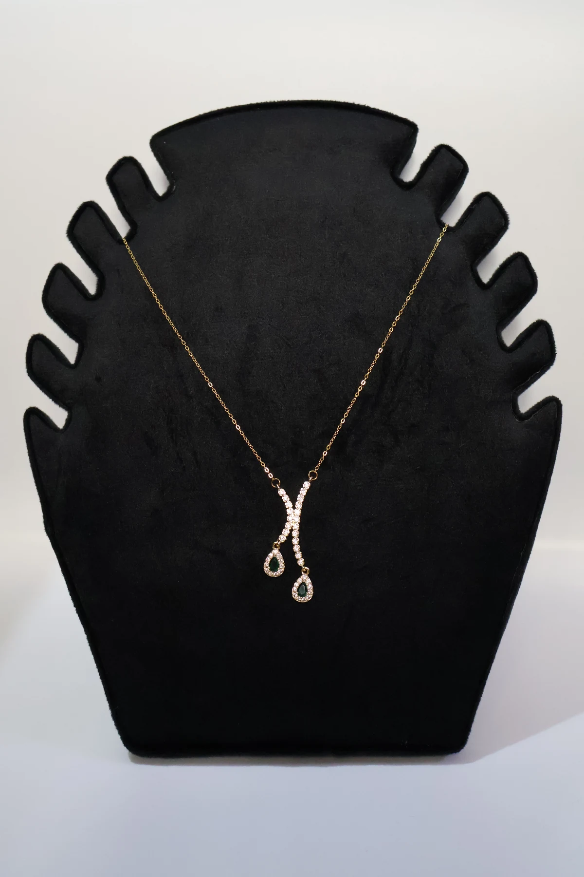Emerald Double-Teardrop Lariat Necklace