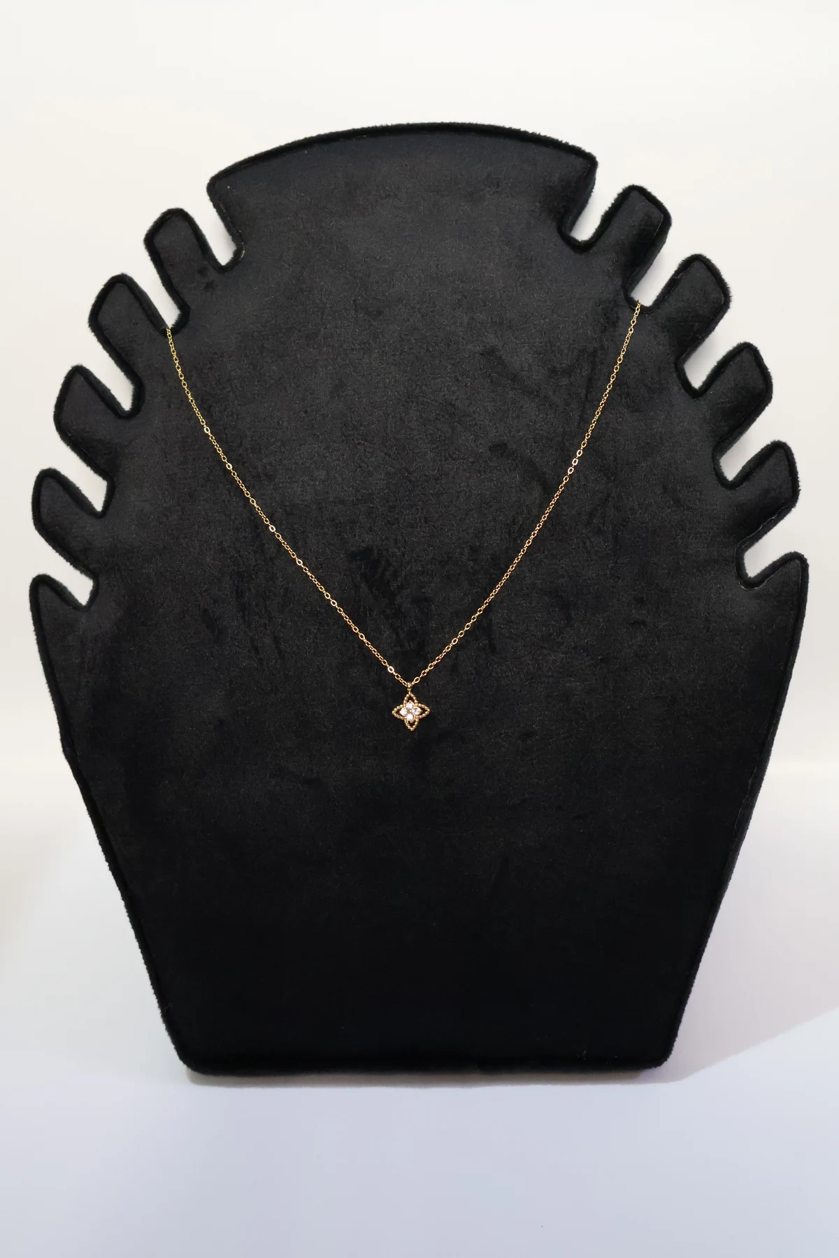 Four-Petal Crystal Flower Necklace