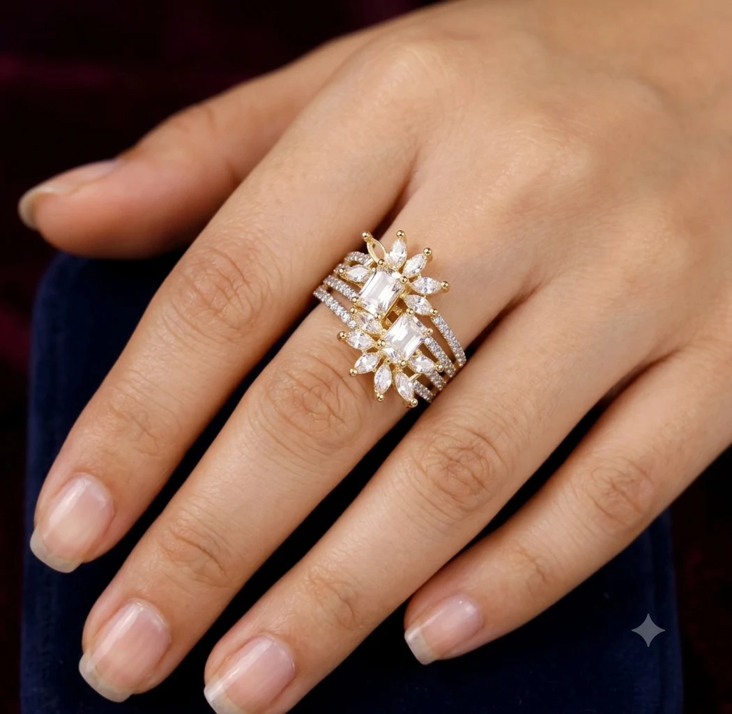 Golden Floral Crystal Ring